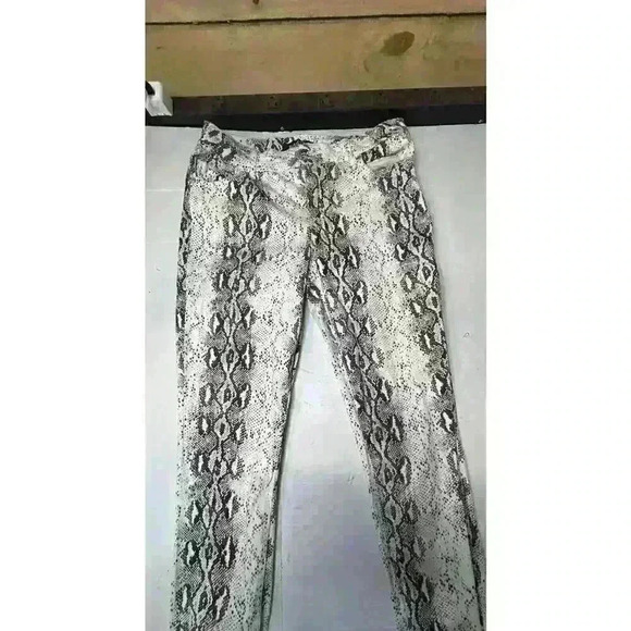 Blue Spice Women’s Snake Skin Jeans - Picture 1 of 4